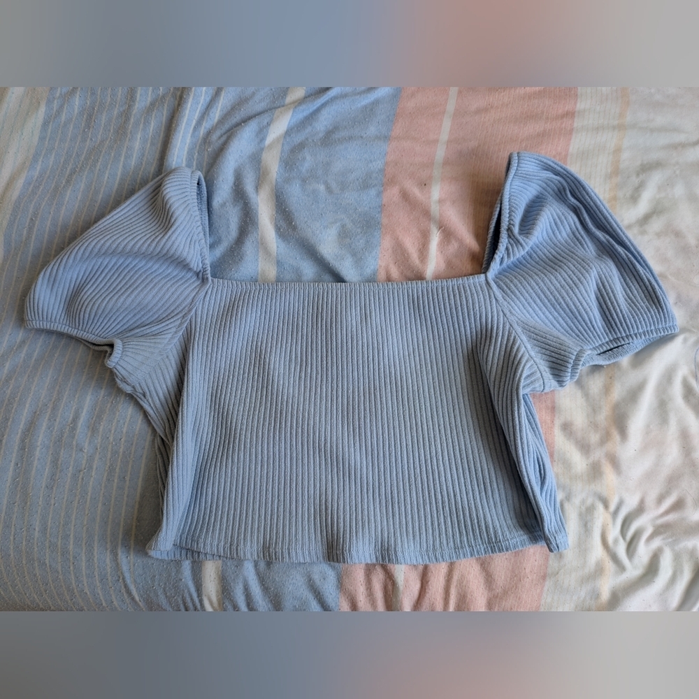 H&M Light Blue Cropped Ribbed Top With Puffed Short Sleeves - Picture 2 of 5